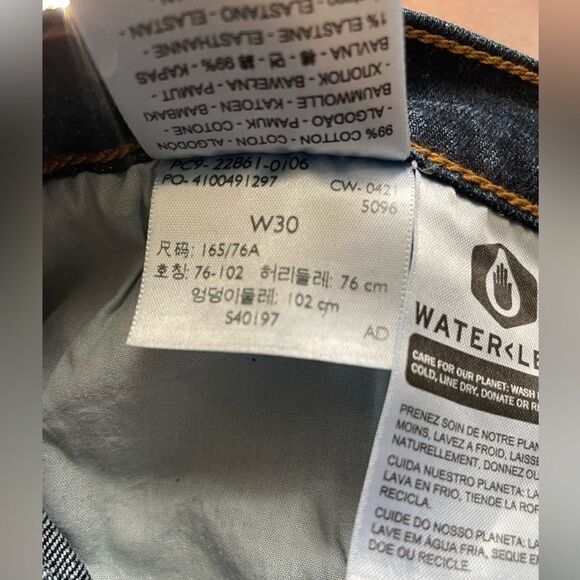 Levi's Women's Premium Denim Wedgie Fit Jeans Size 30 Big E Levi's Dark Wash - Picture 5 of 7